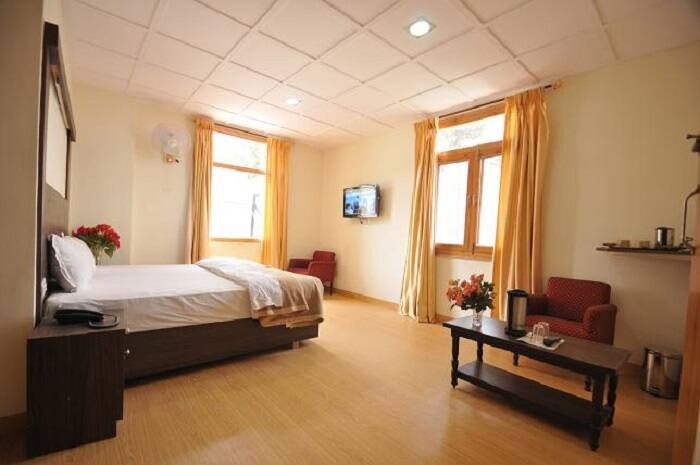 Hotel Dalziel, Shimla 4